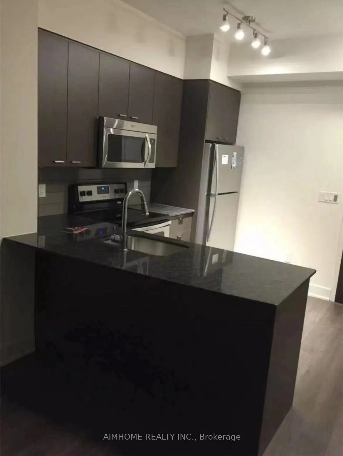 88 Sheppard Avenue E #1906