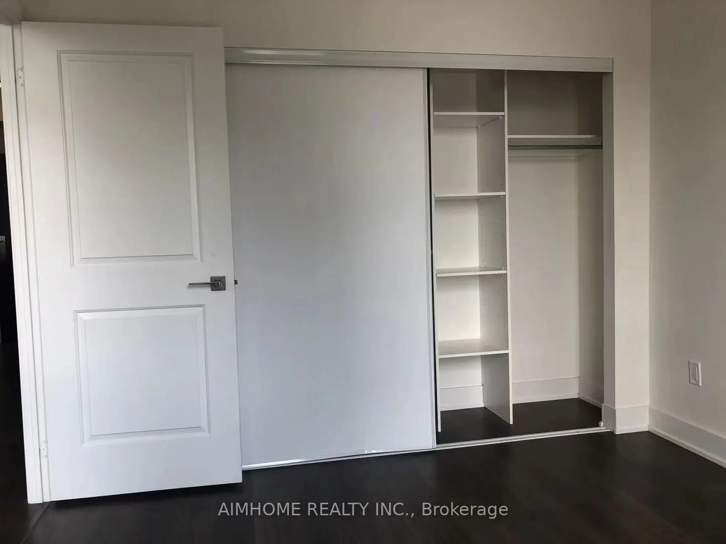 88 Sheppard Avenue E #1906