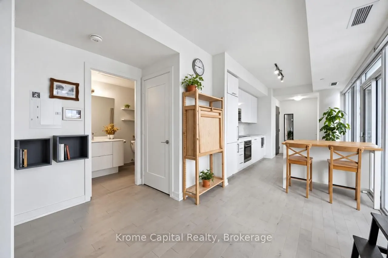 330 Richmond Street W #2615