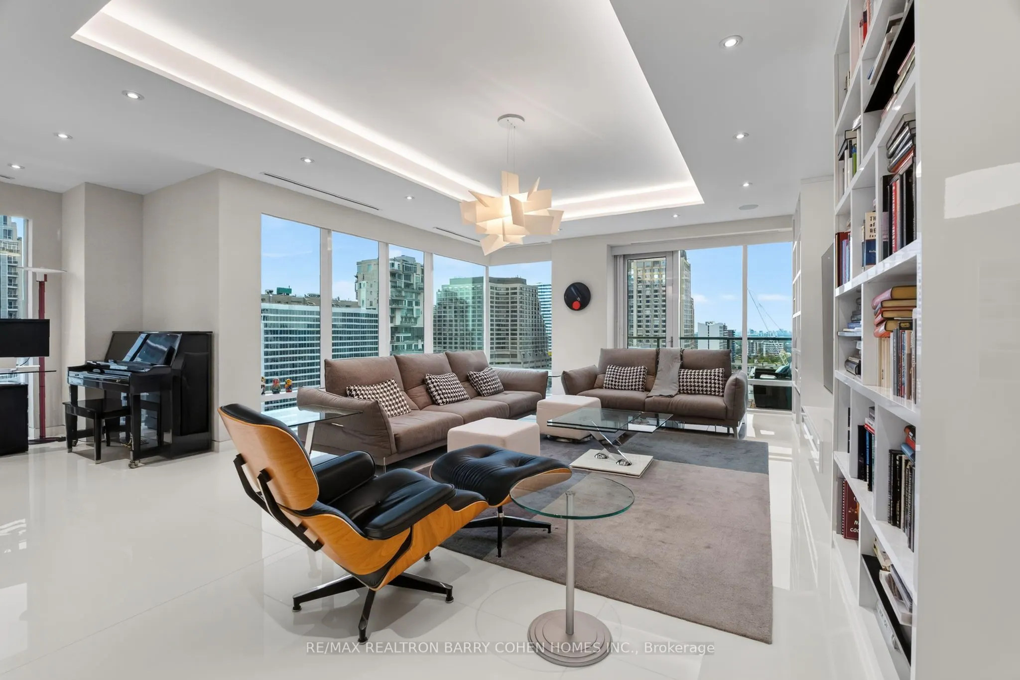 80 Yorkville Avenue #1602
