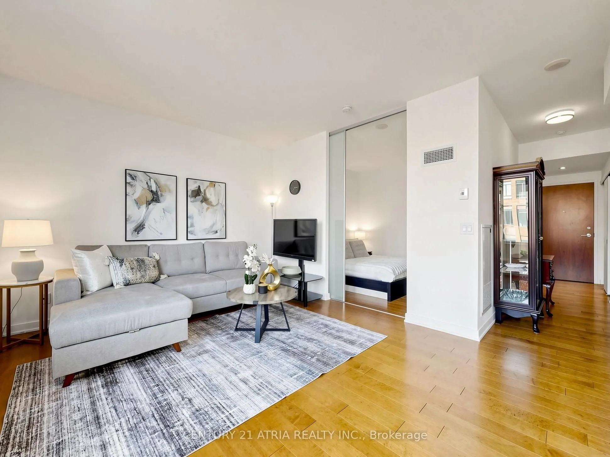 3 Market Street #410