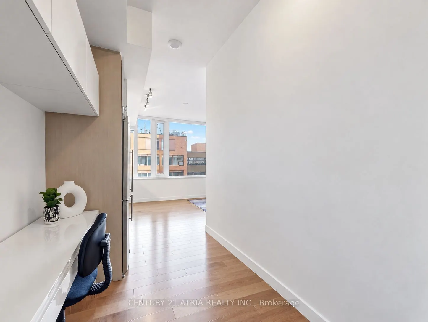 3 Market Street #410