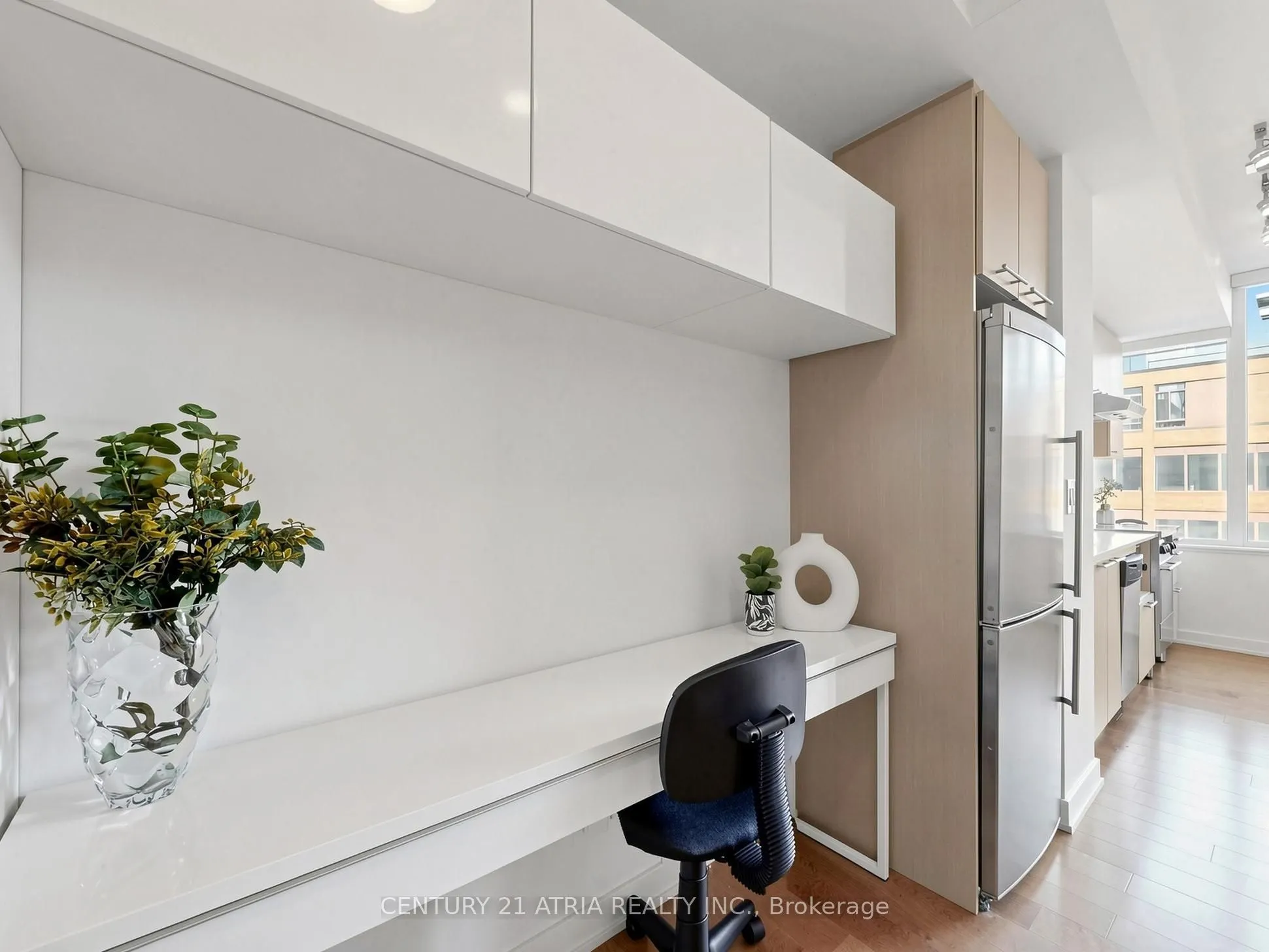 3 Market Street #410