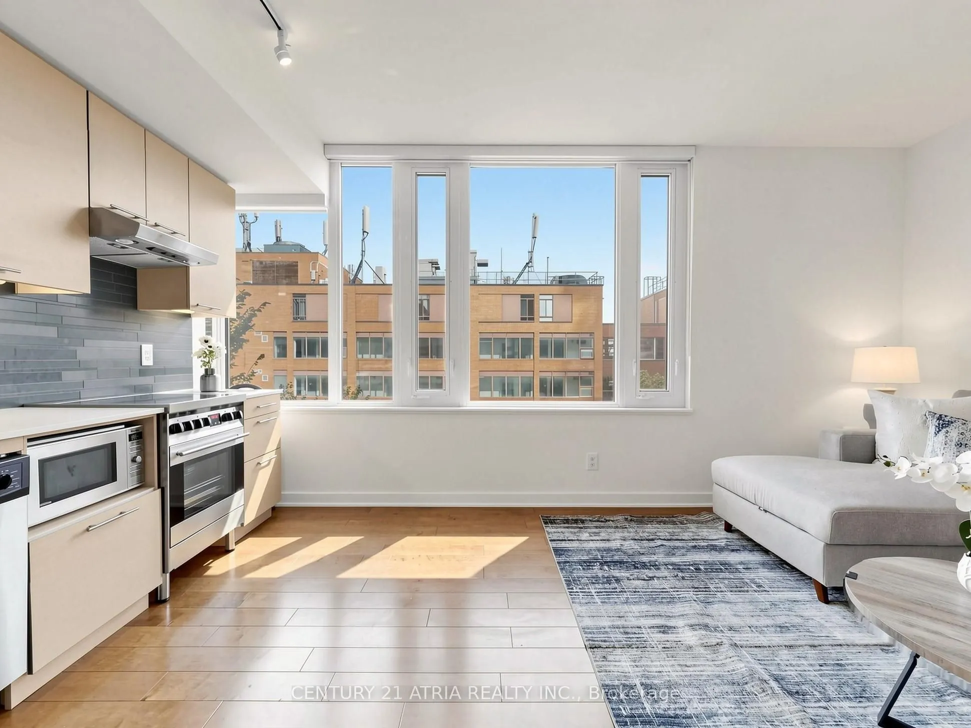 3 Market Street #410