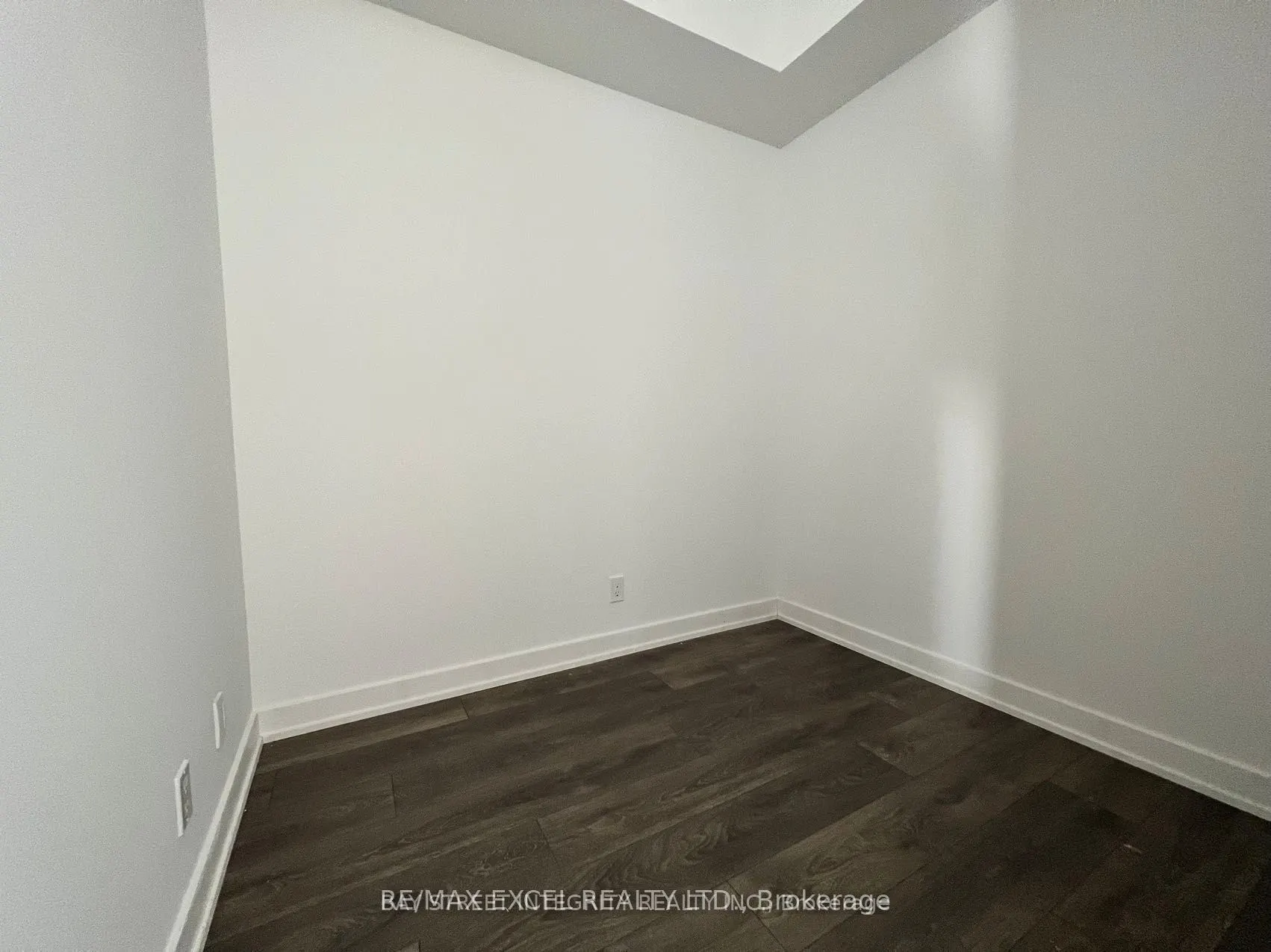 108 Peter Street #2708