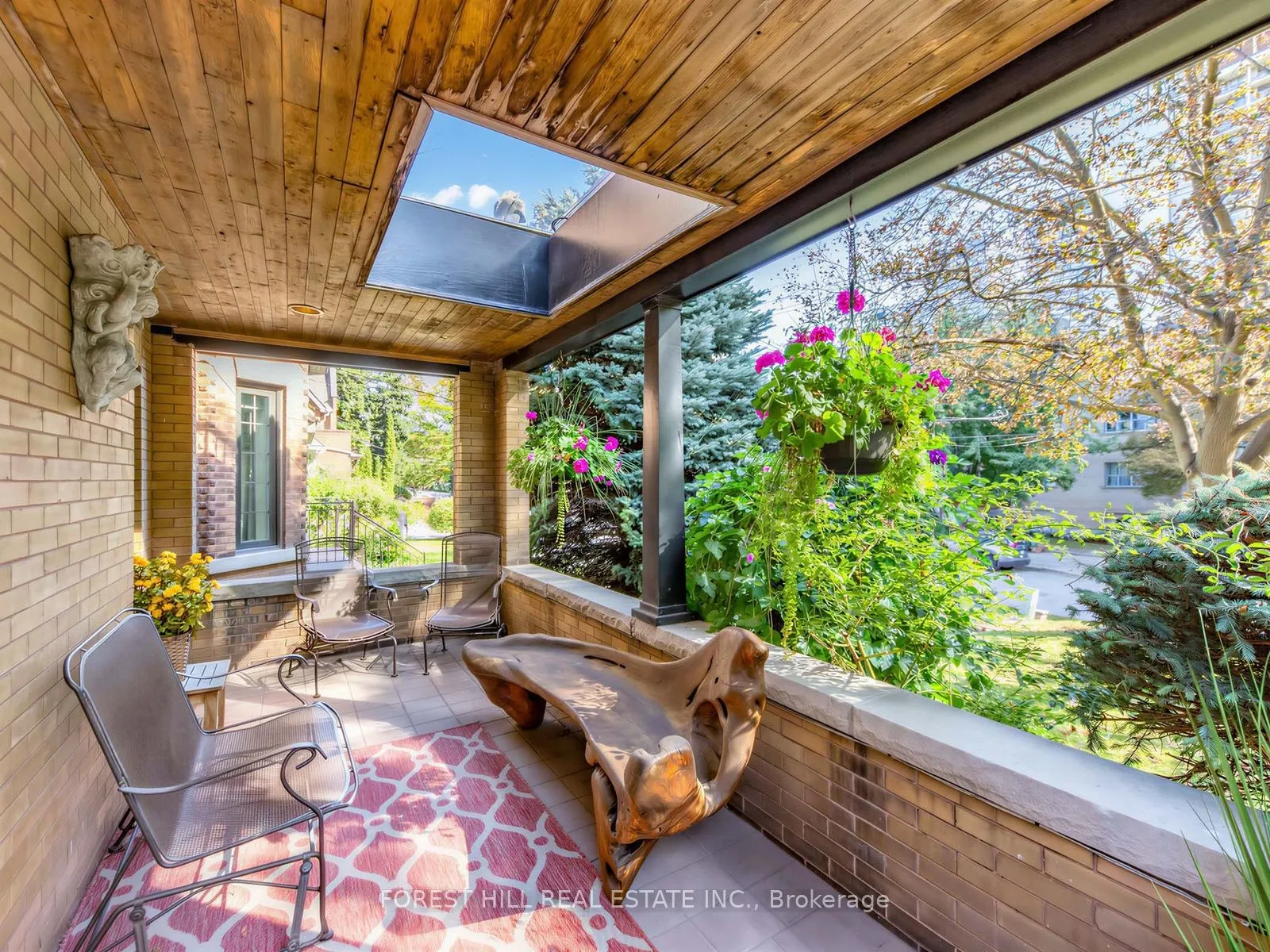 126 Keewatin Avenue