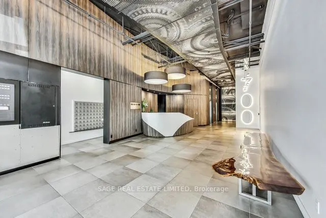 700 King Street W #719