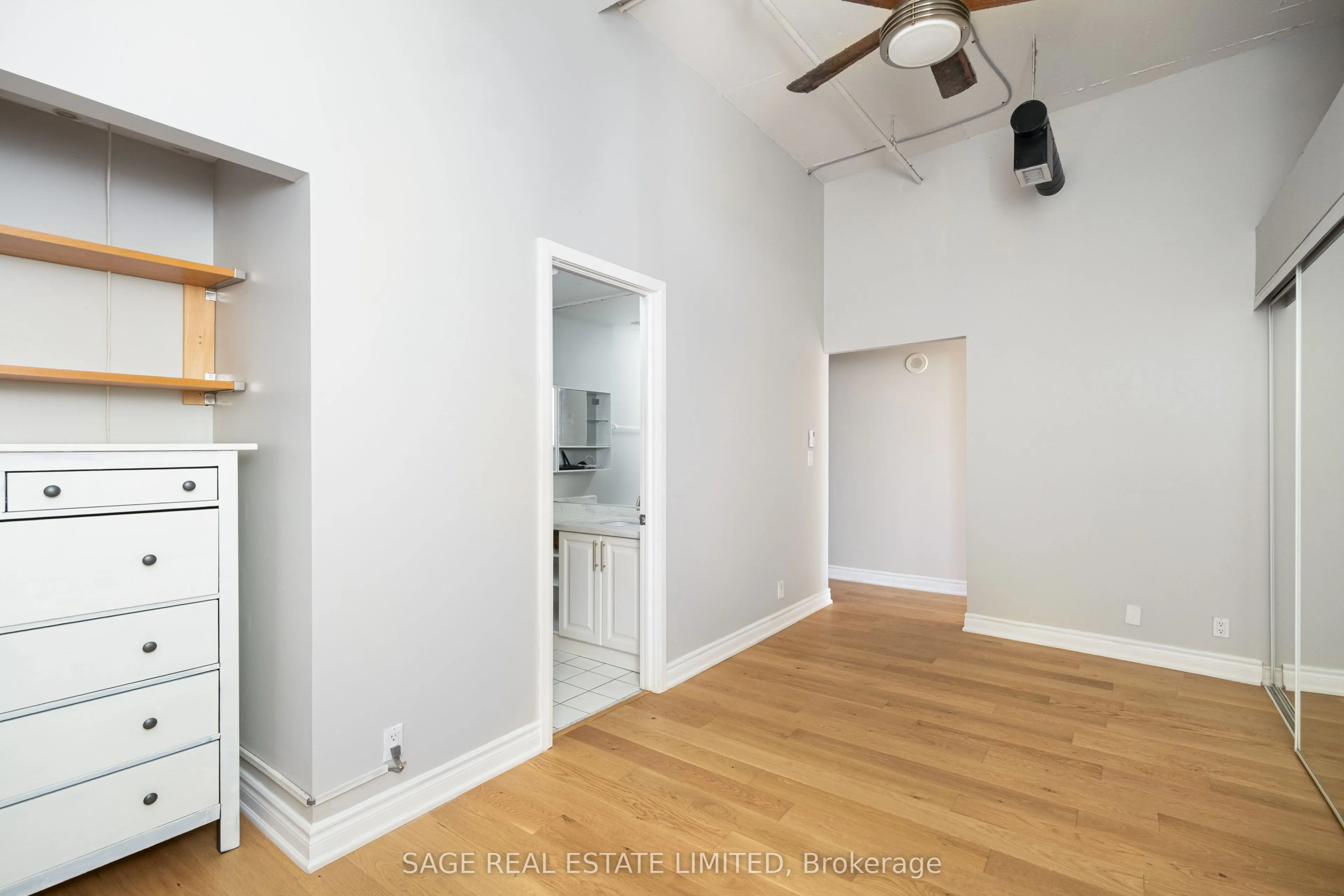700 King Street W #719