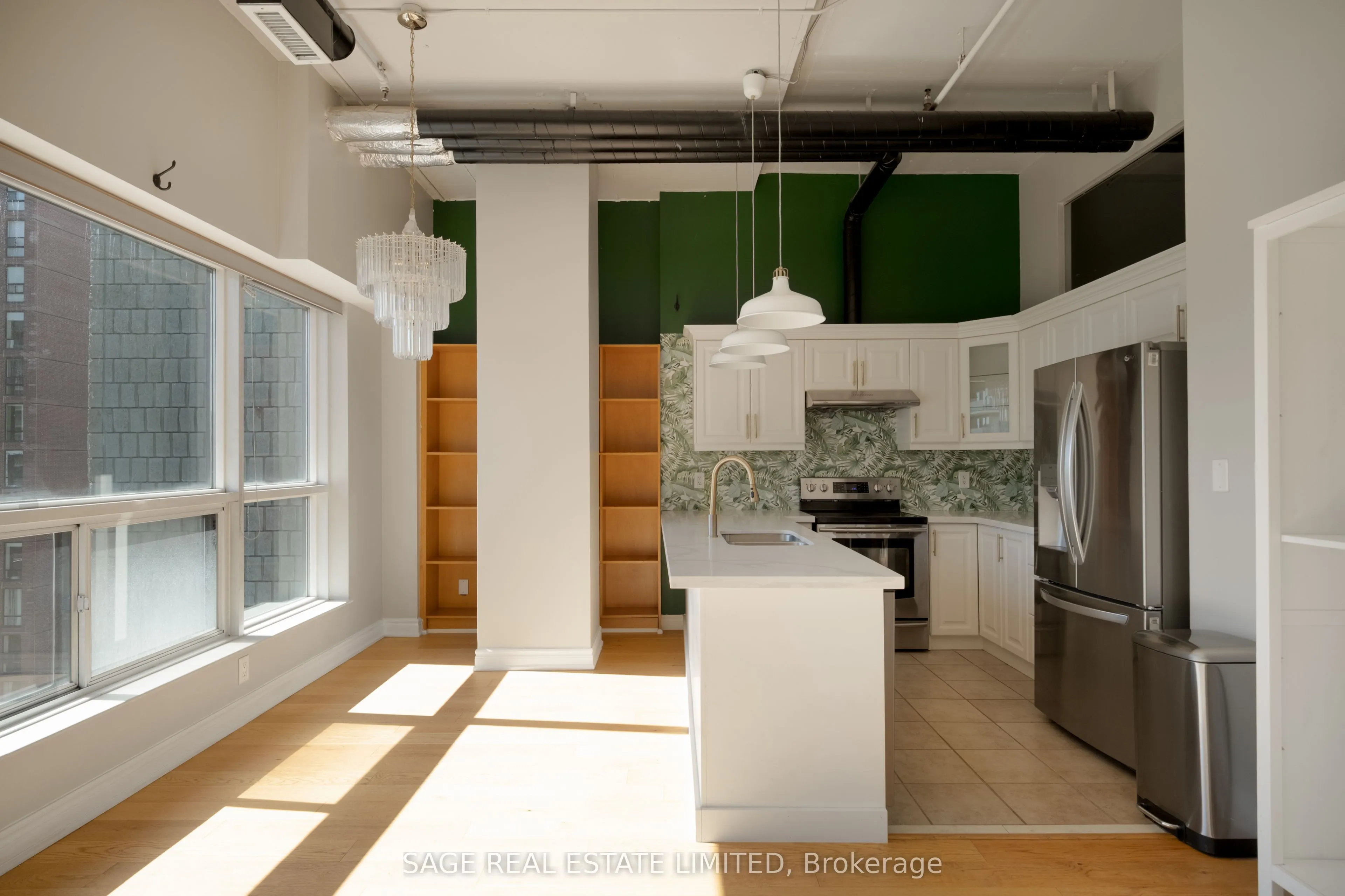 700 King Street W #719