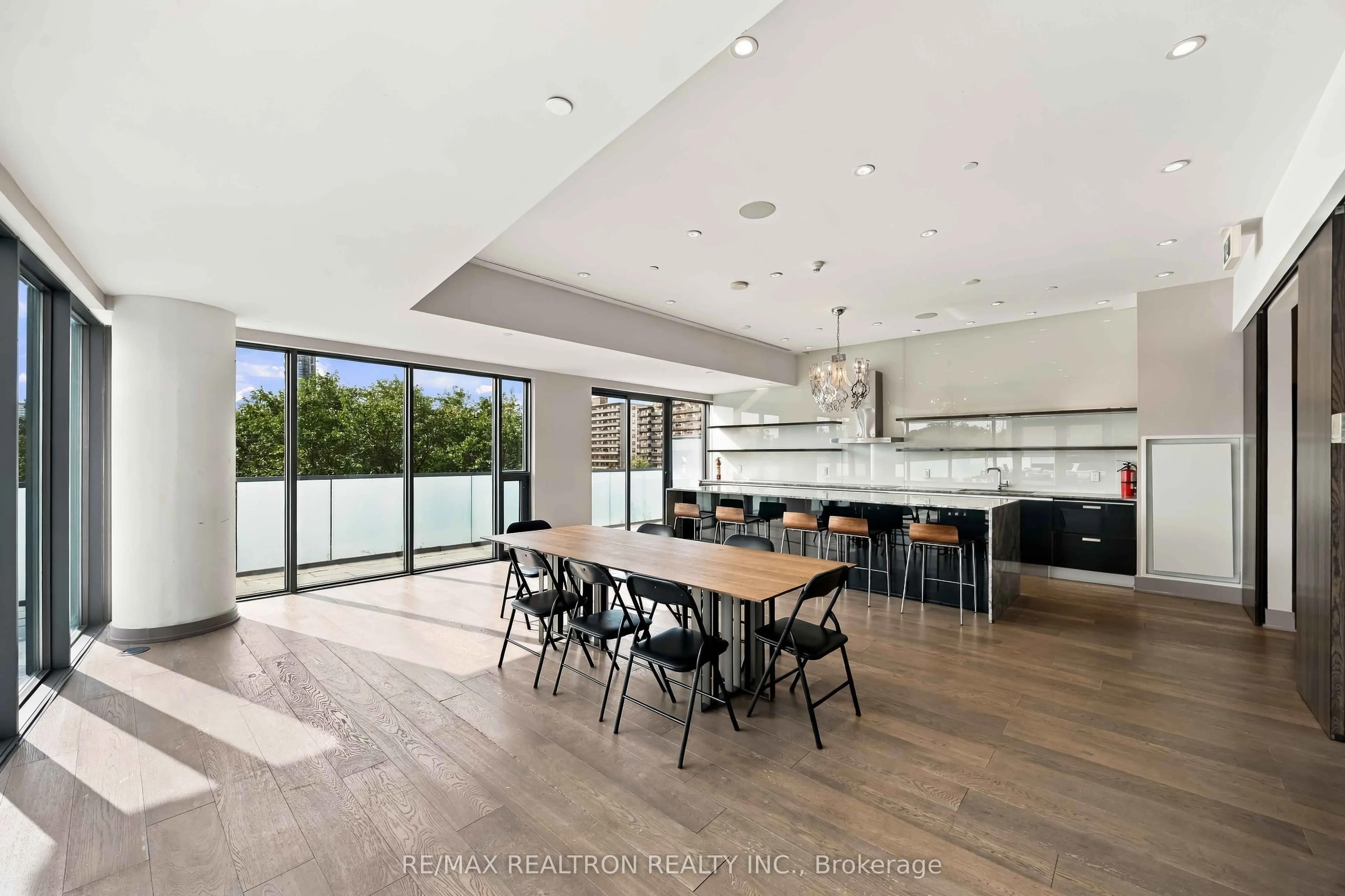 1815 Yonge Street #507