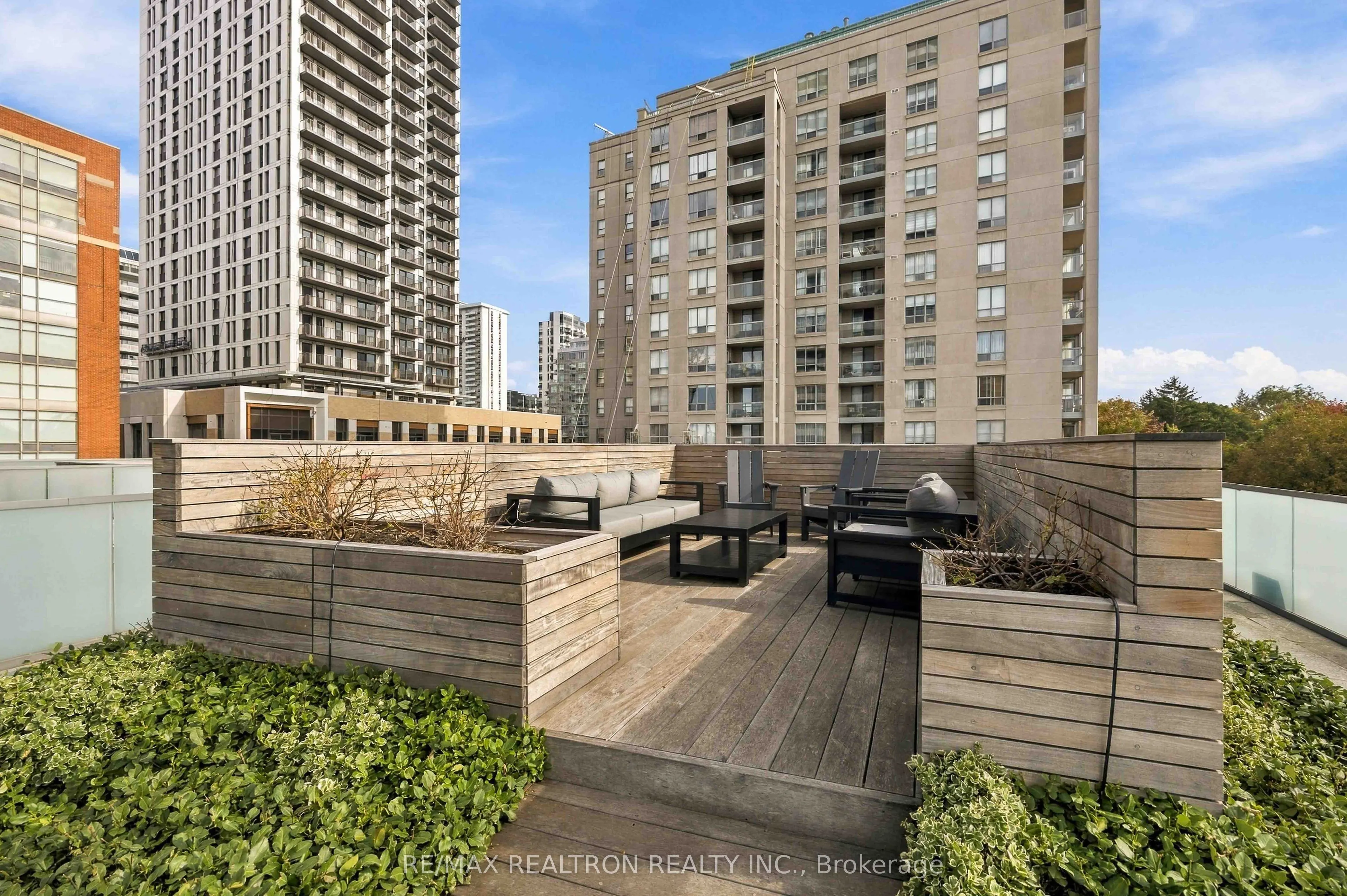 1815 Yonge Street #507