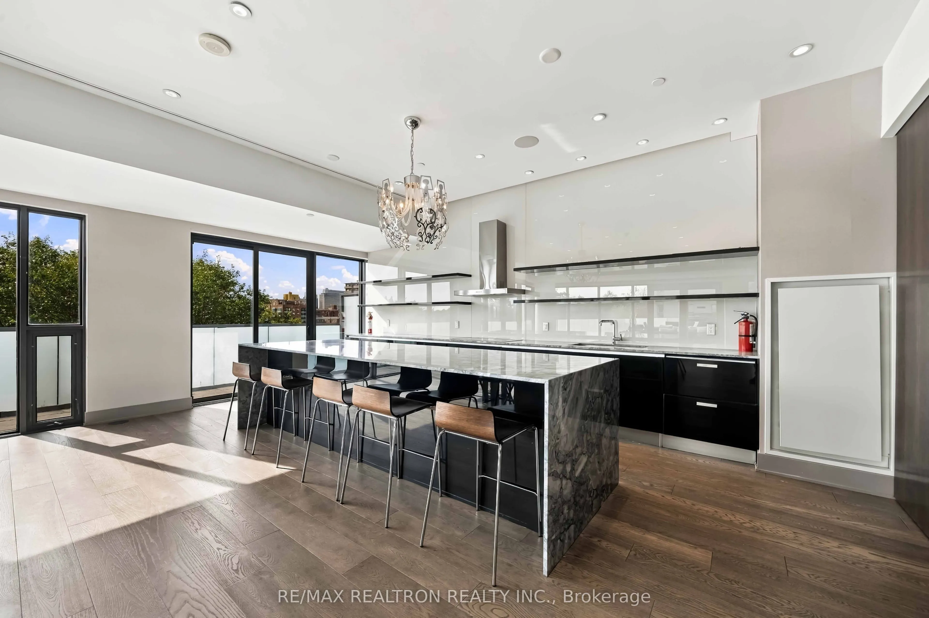 1815 Yonge Street #507