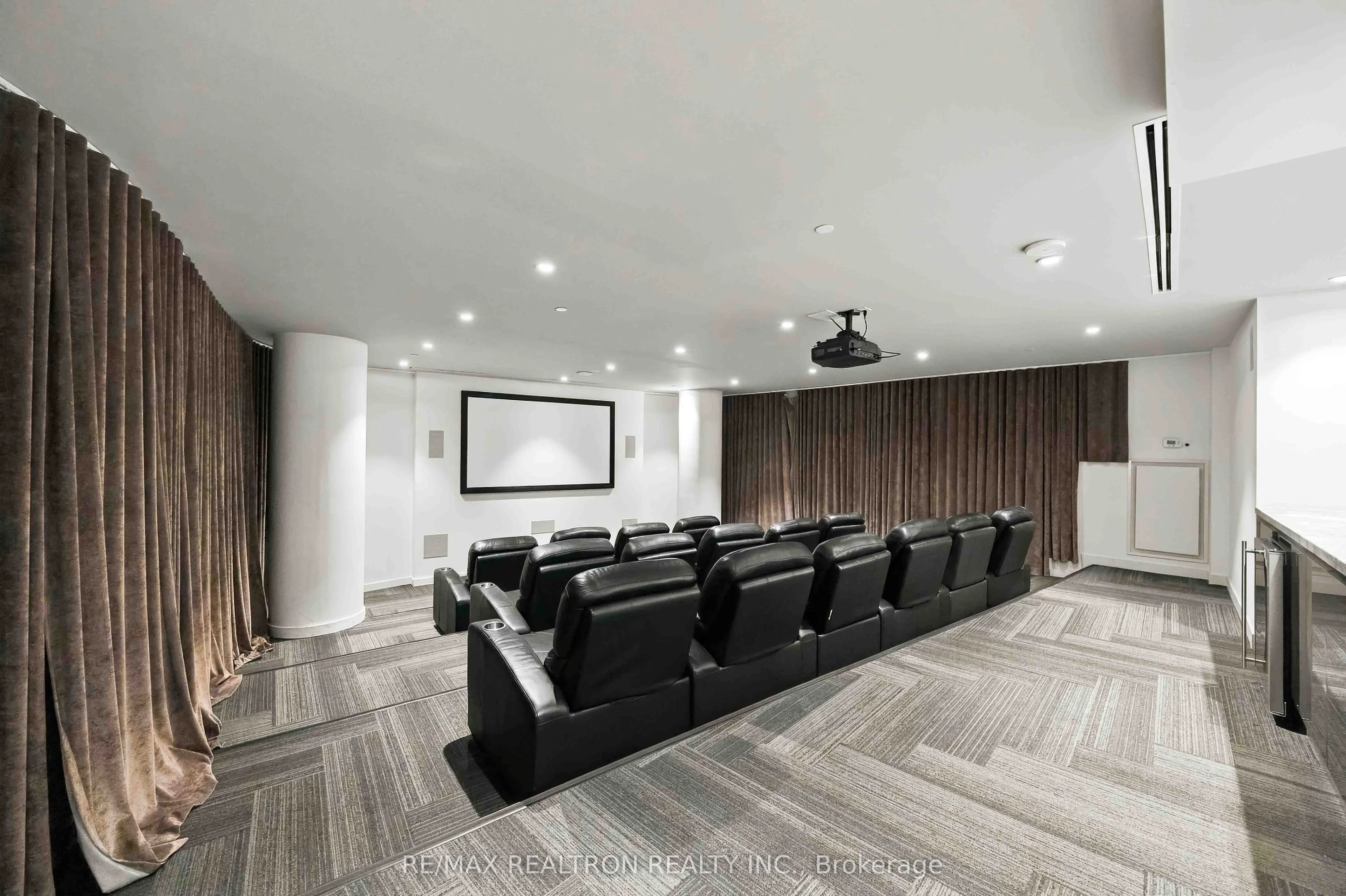 1815 Yonge Street #507