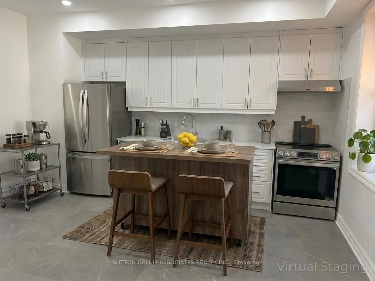 792 College Street #2nd flr