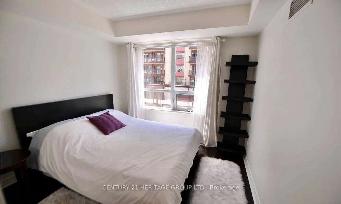 27 Rean Drive #306