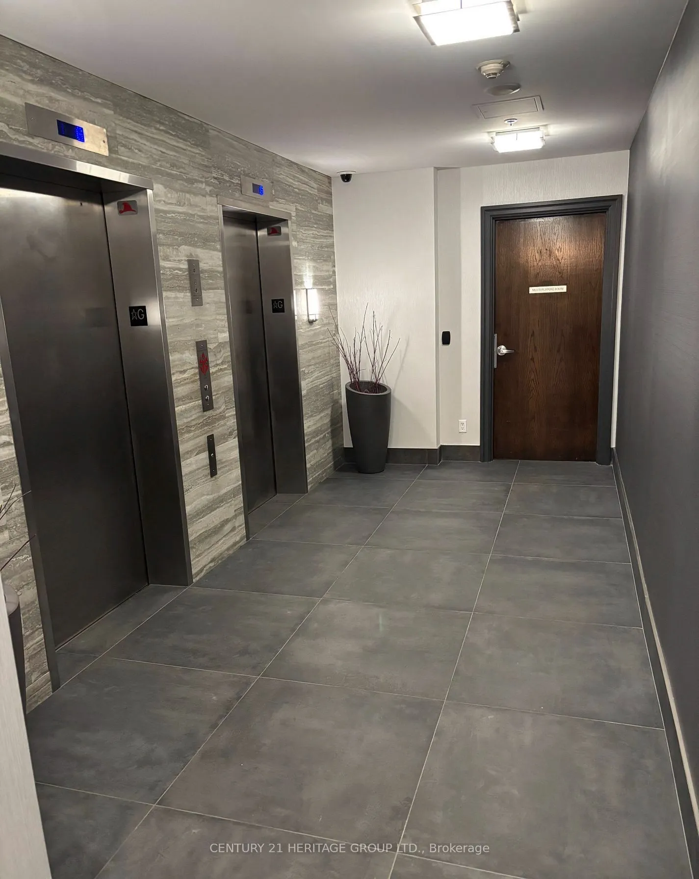 27 Rean Drive #306