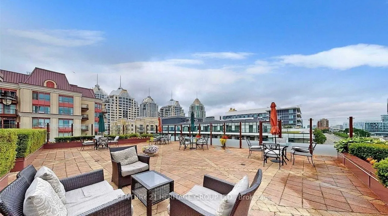 27 Rean Drive #306