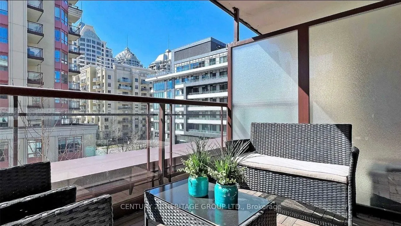 27 Rean Drive #306