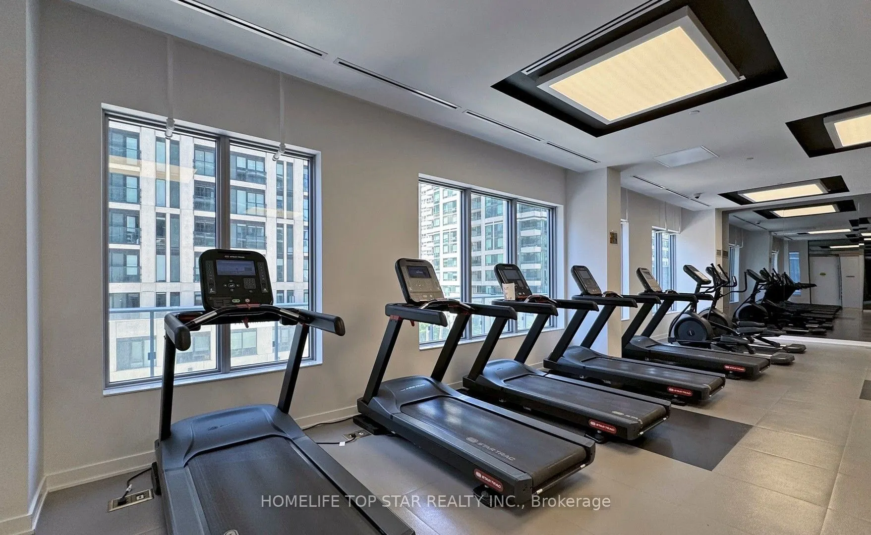 195 Redpath Avenue NW #2313