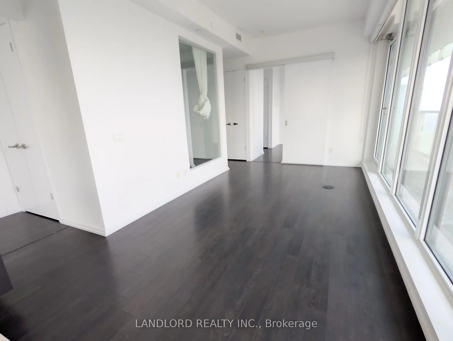 197 Yonge Street #4309