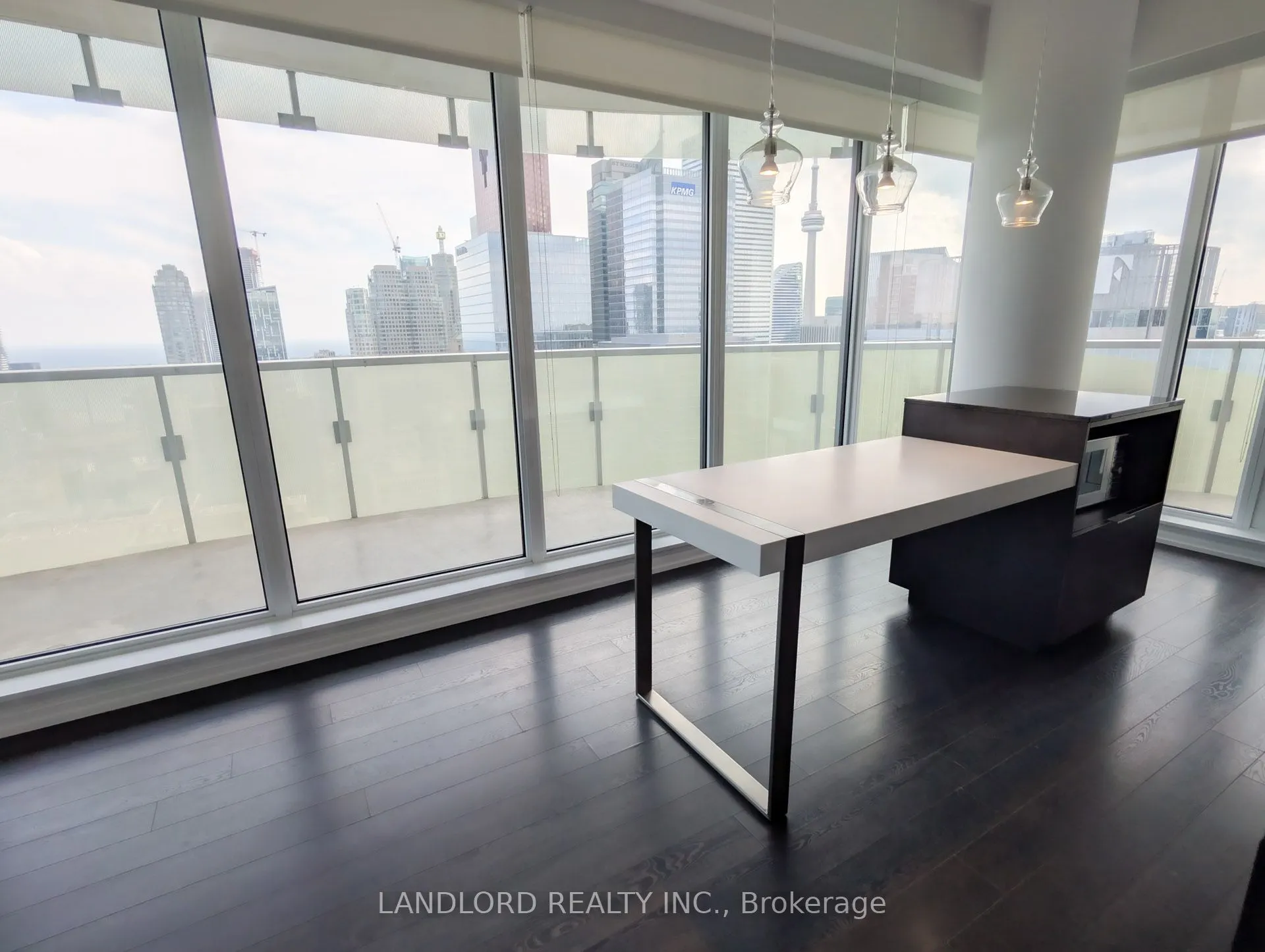 197 Yonge Street #4309