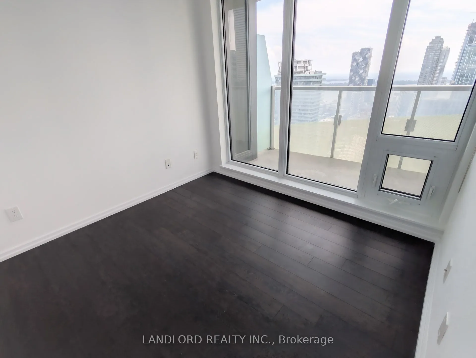 197 Yonge Street #4309