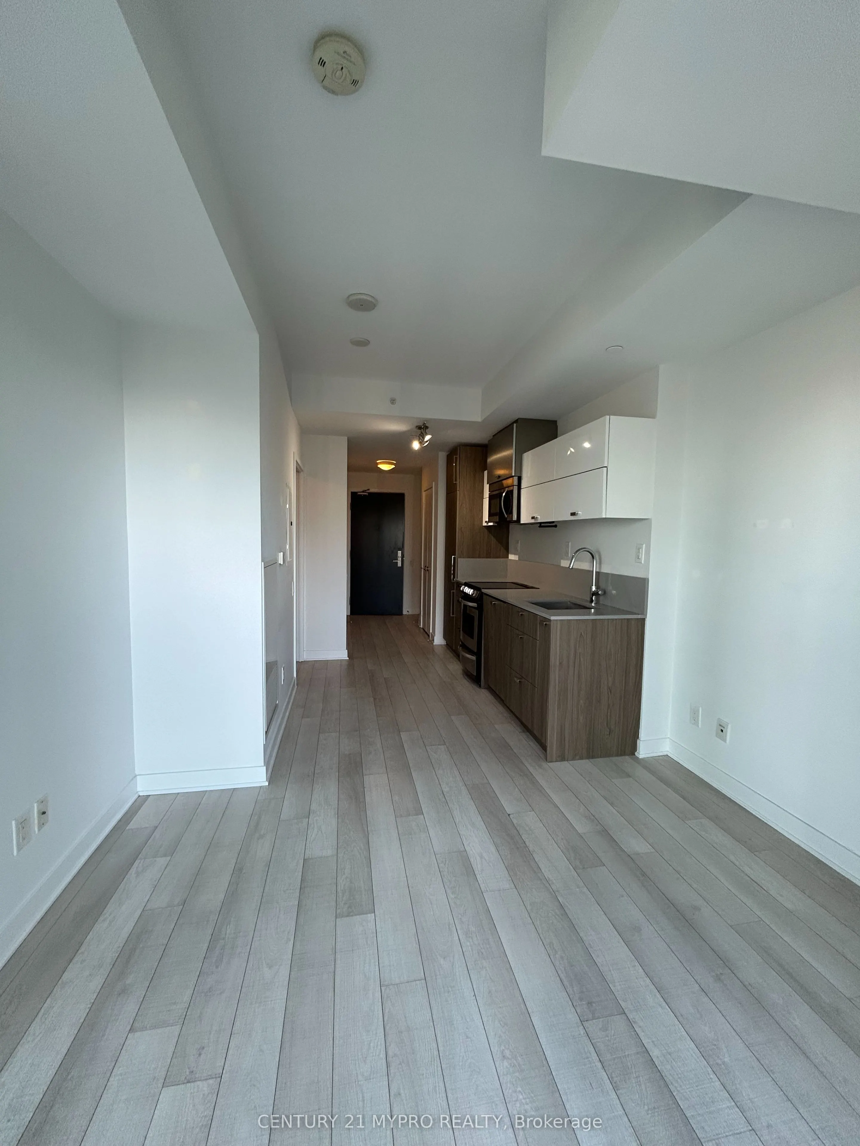 290 Adelaide Street W #3902