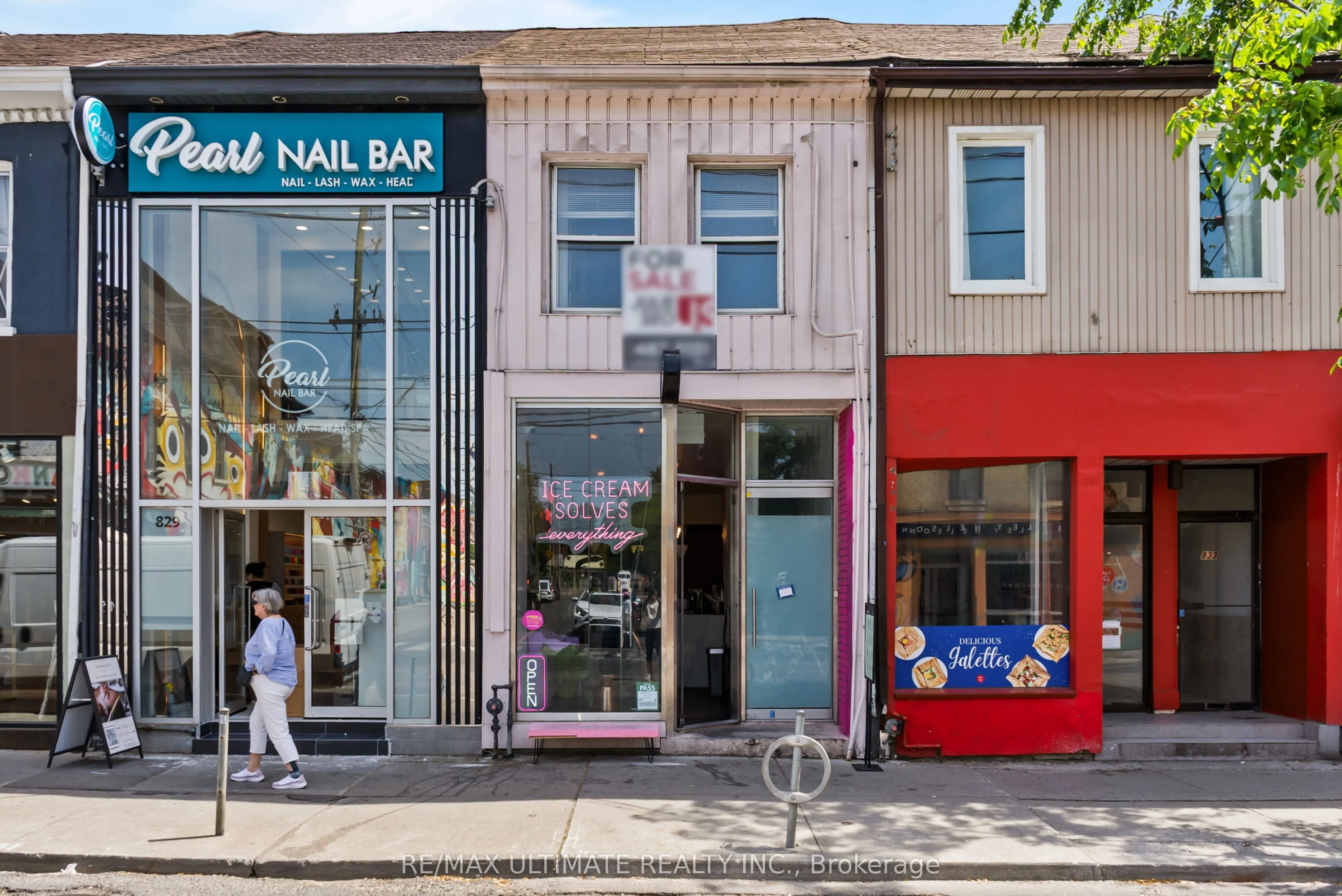 831 Queen Street W #Main