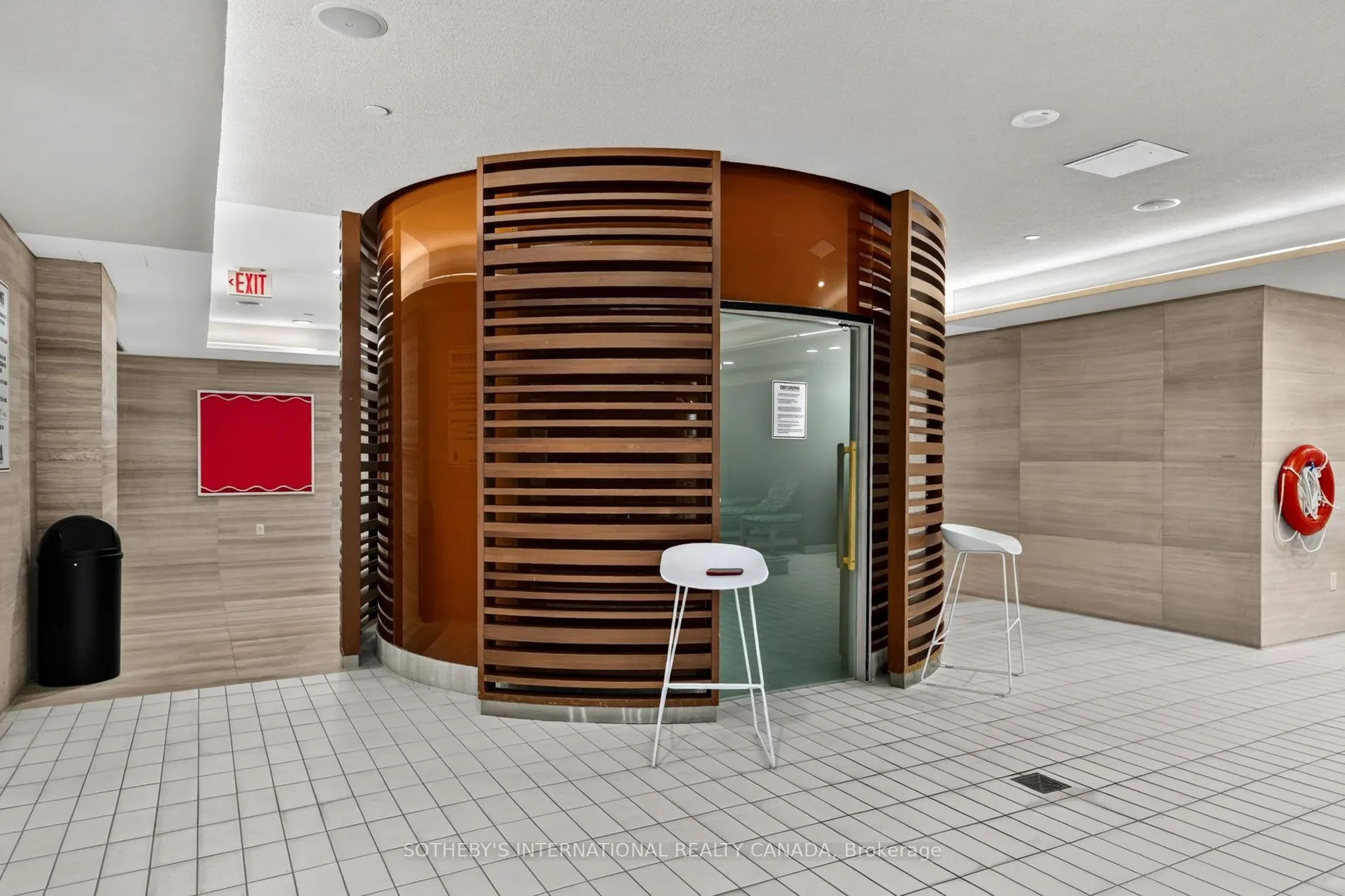 29 Queens Quay E #TH 114