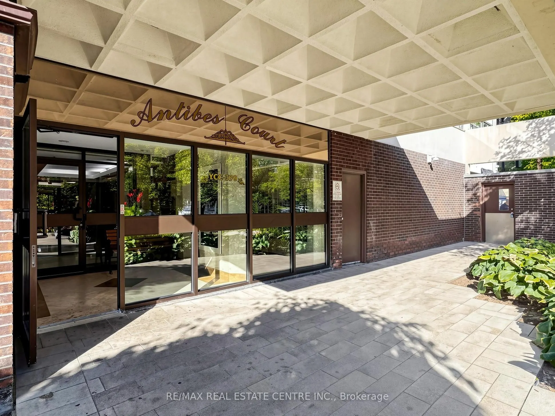 100 Antibes Drive #207