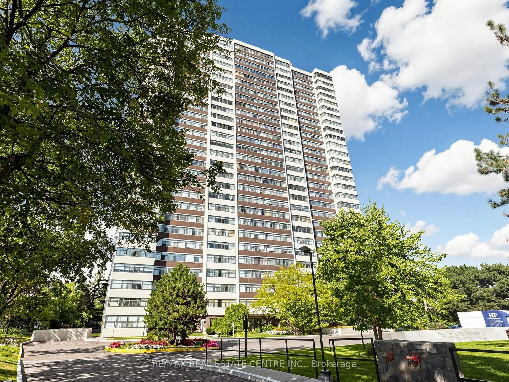 100 Antibes Drive #207