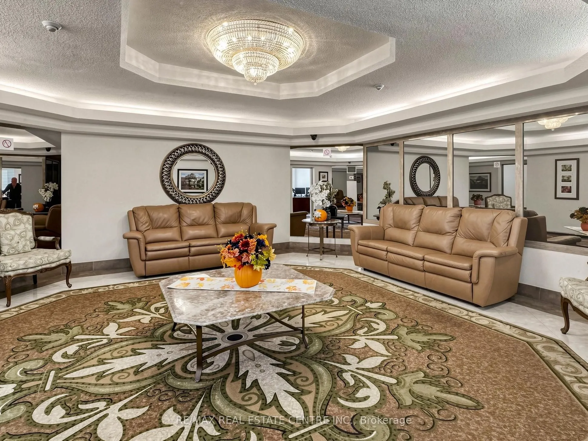 100 Antibes Drive #207