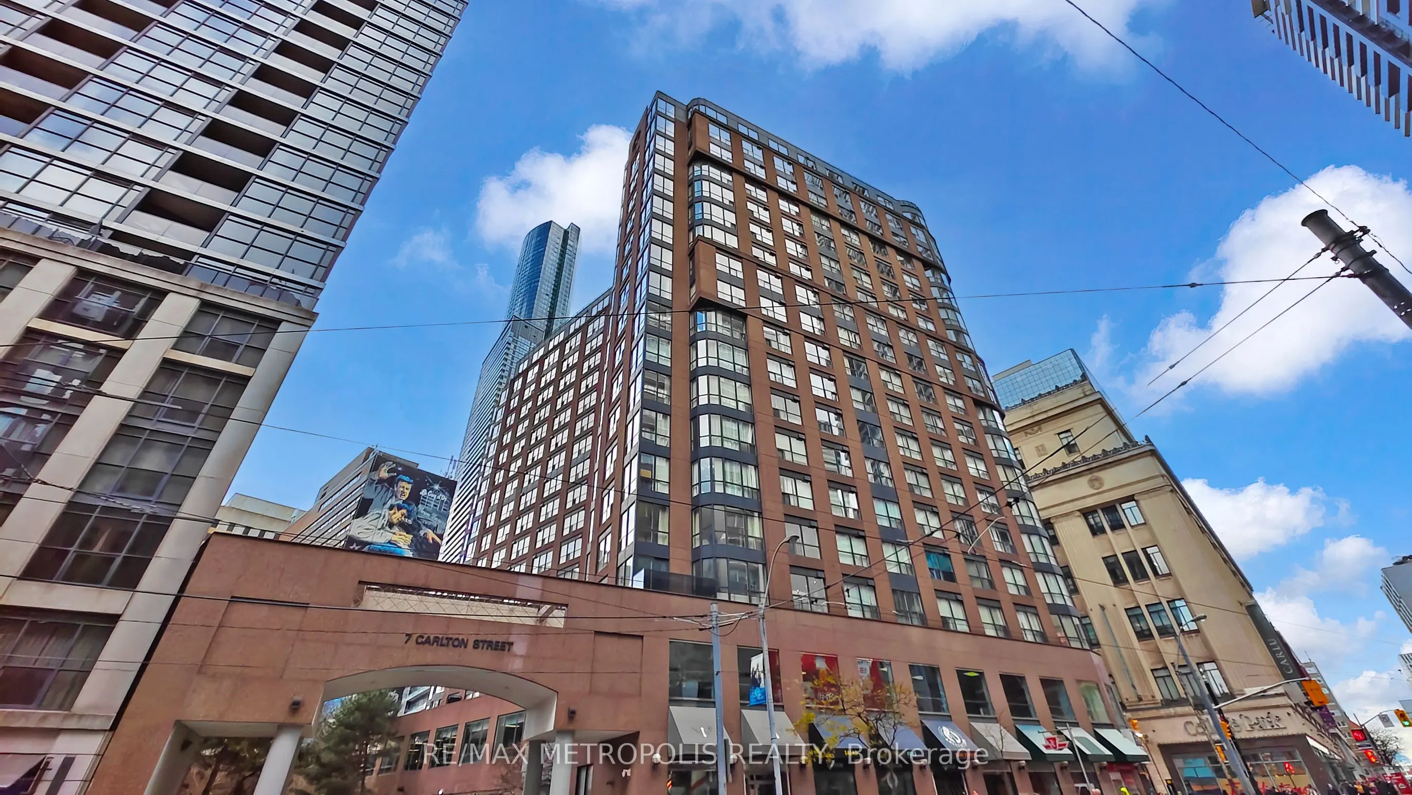 7 Carlton Street #1702