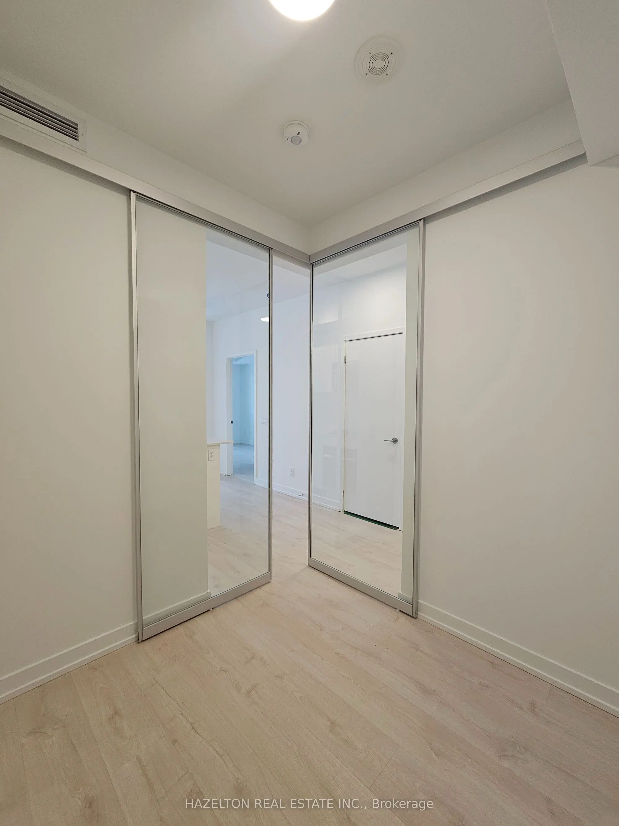 181 Sheppard Avenue E #620