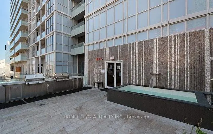 300 Front Street W #2006