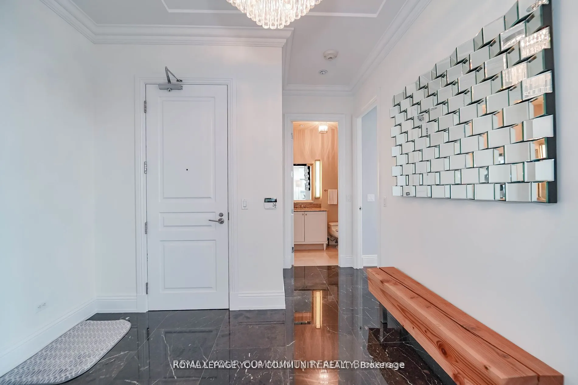 183 Wellington Street W #3903