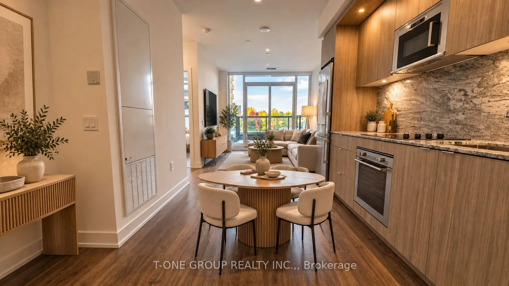 30 Inn on the Park Drive #406