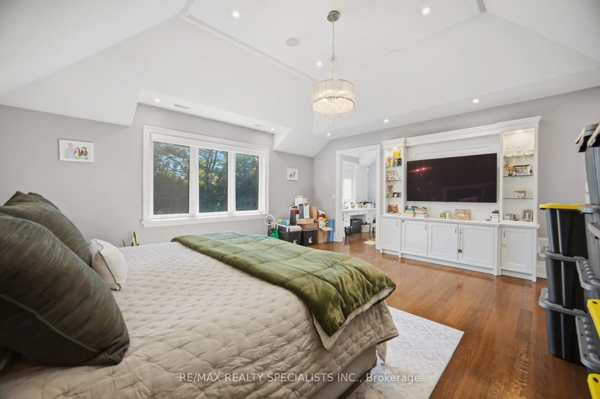 154 Burbank Drive
