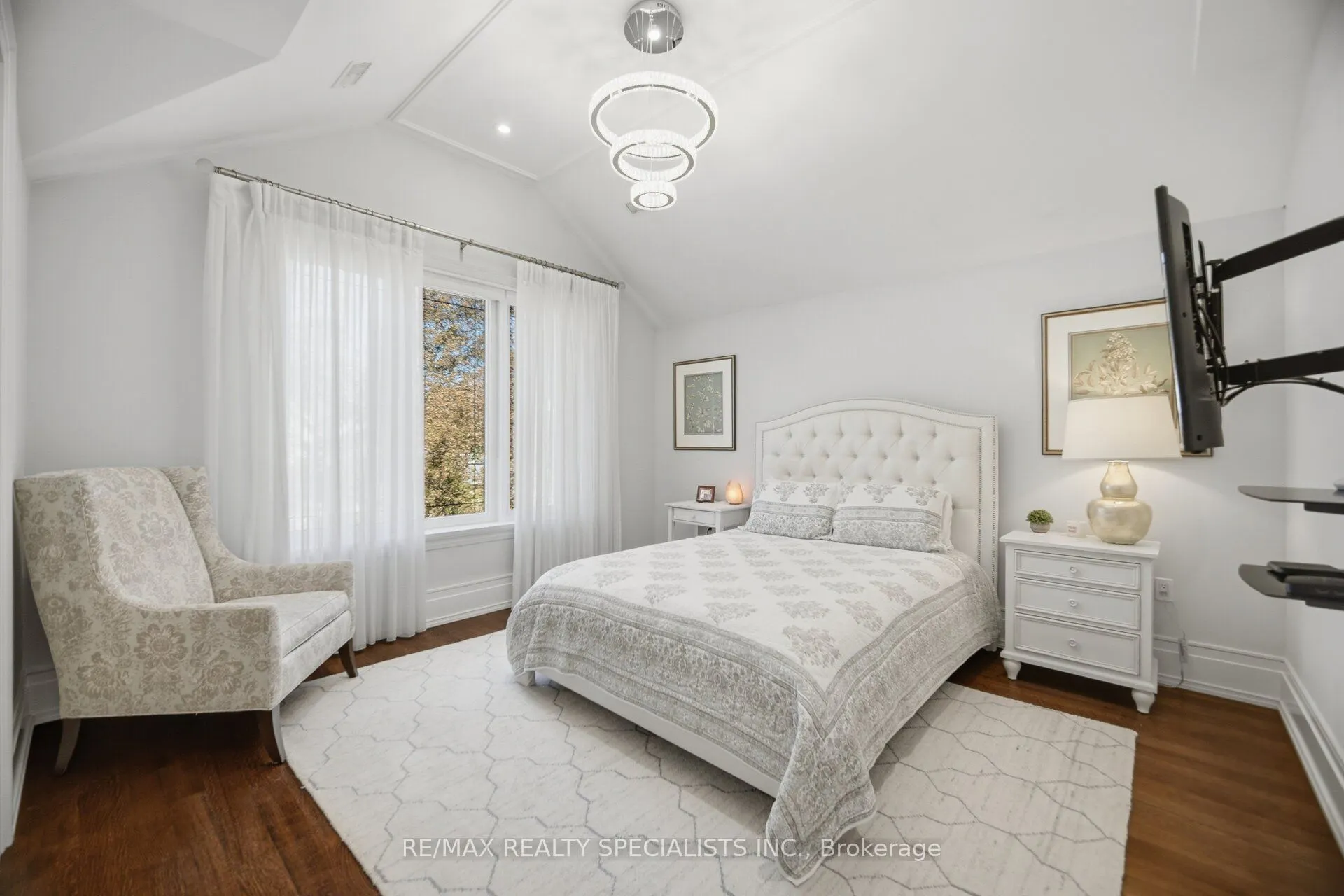 154 Burbank Drive