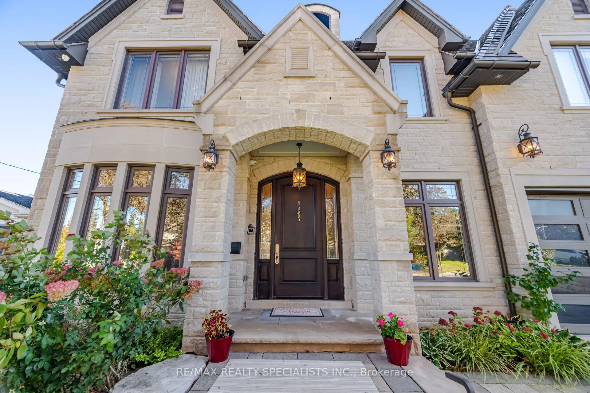 154 Burbank Drive