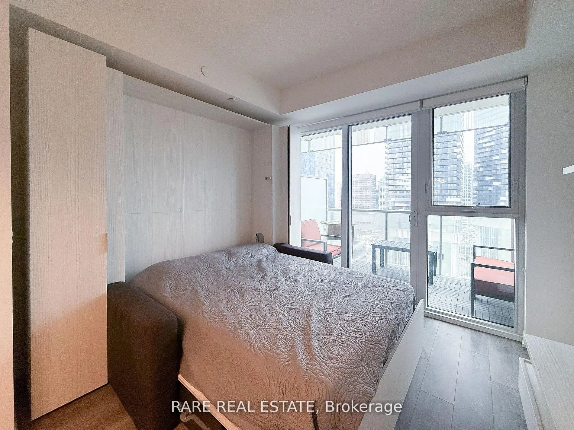 15 Lower Jarvis Street #1509