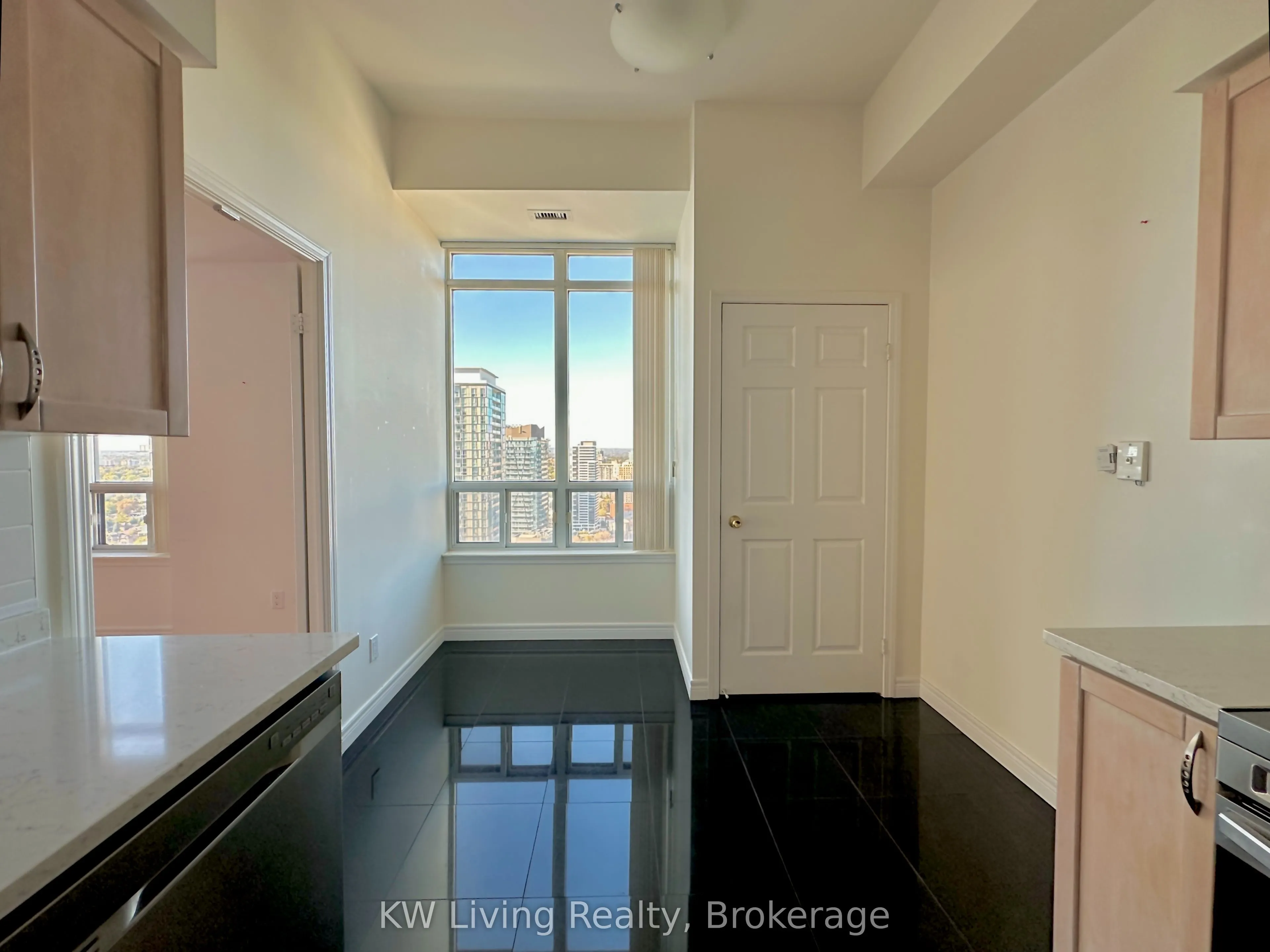 33 Empress Avenue #PH308