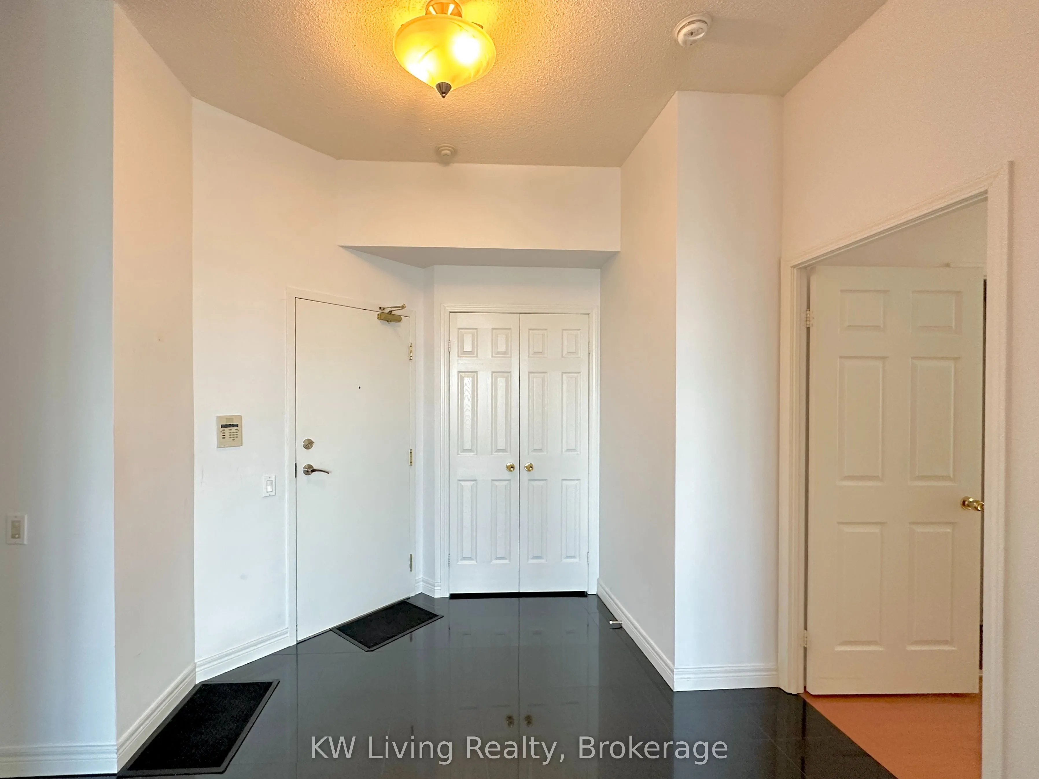 33 Empress Avenue #PH308