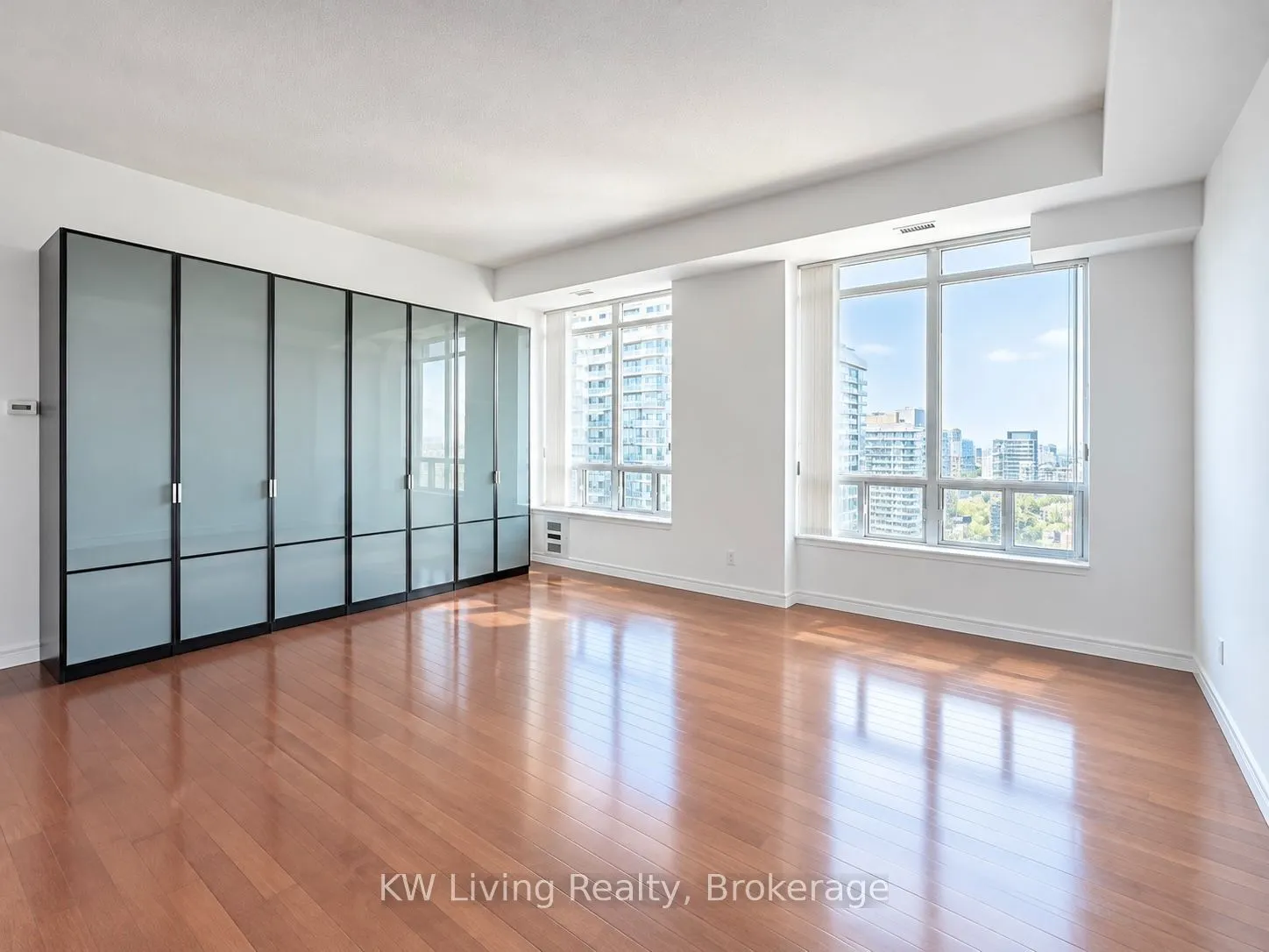 33 Empress Avenue #PH308
