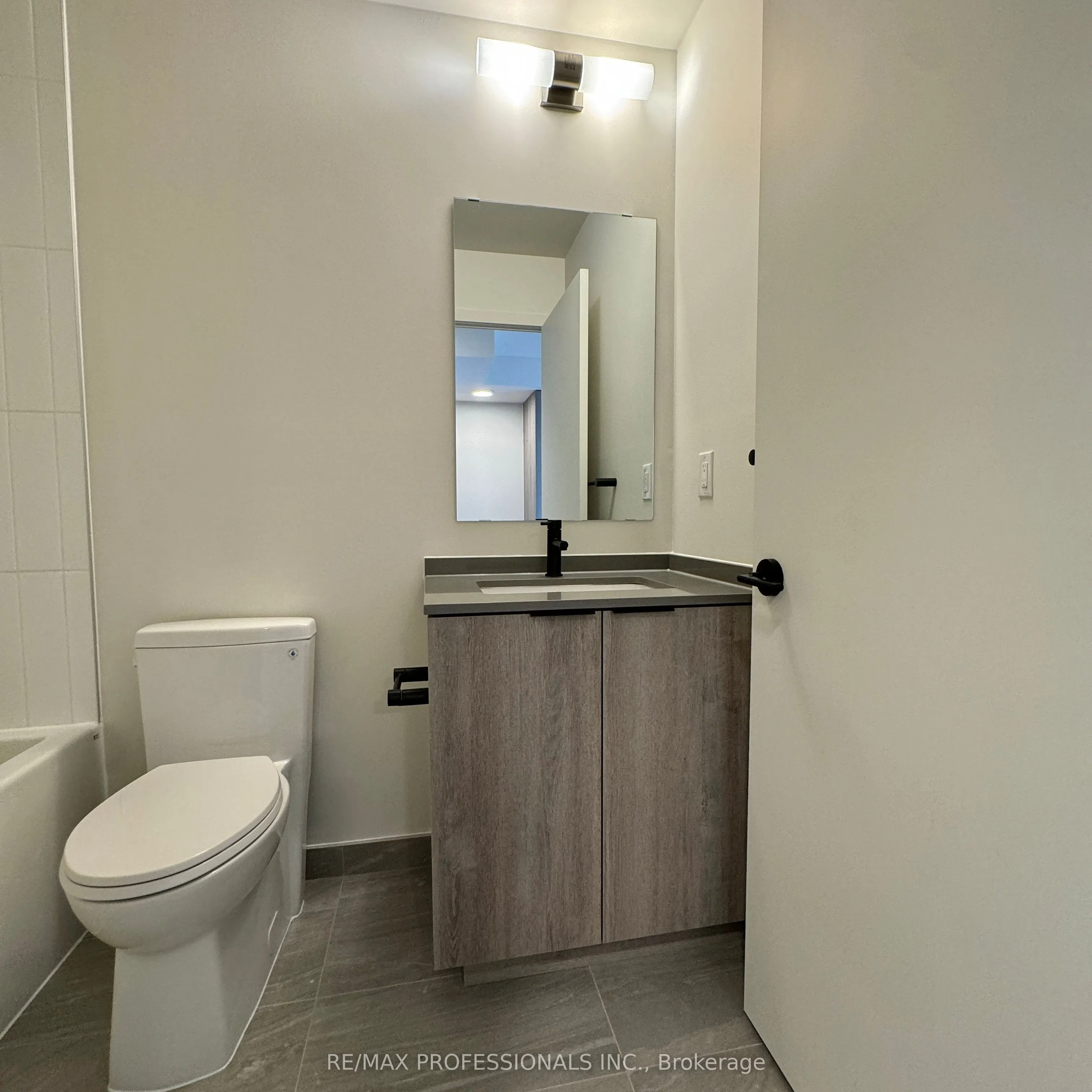 181 Sterling Road #901
