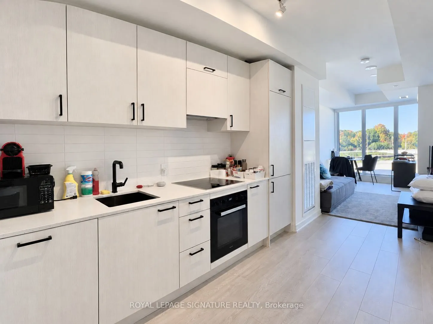 1 Kyle Lowry Road #322