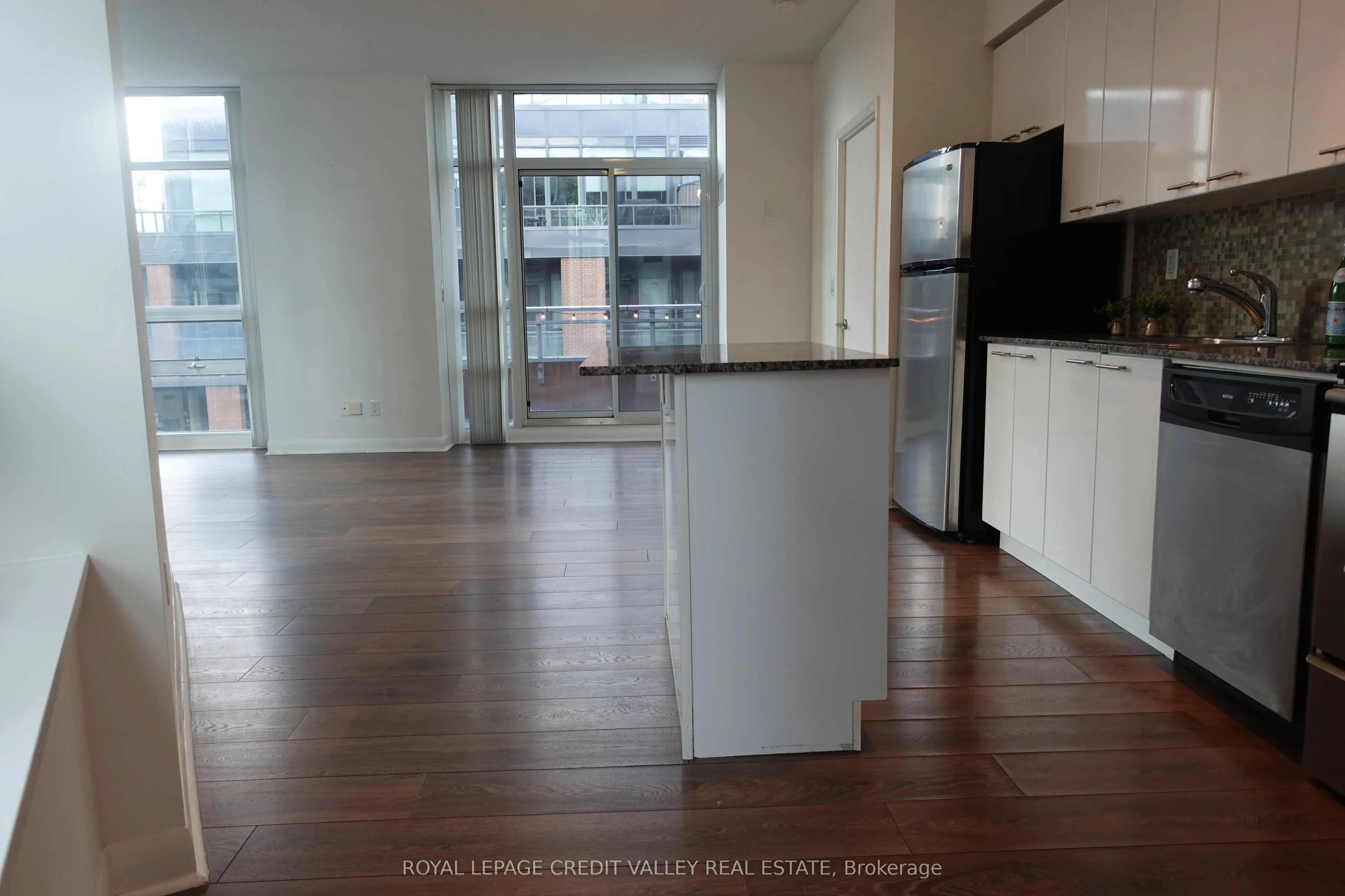 15 Bruyeres Mews #614