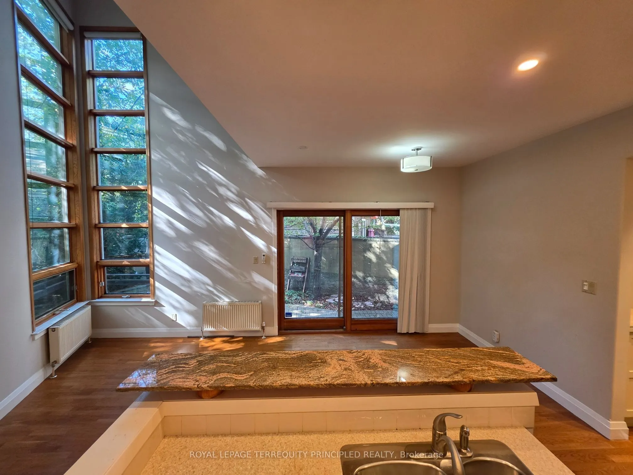 8 Bright Street #B