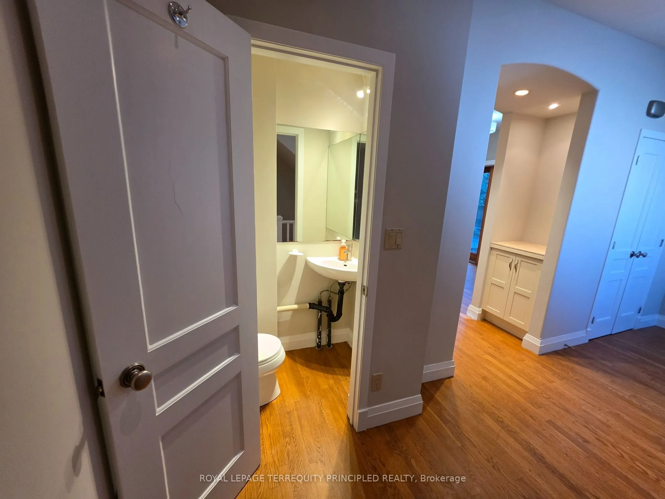 8 Bright Street #B