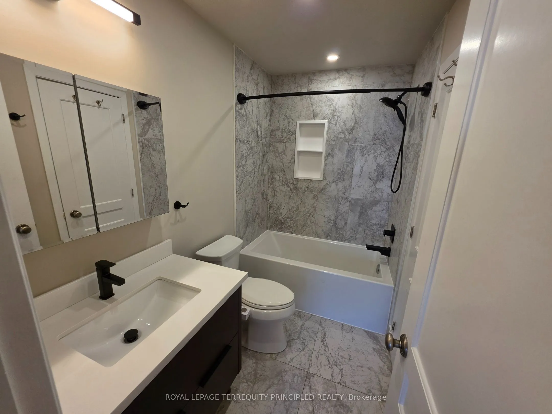 8 Bright Street #B